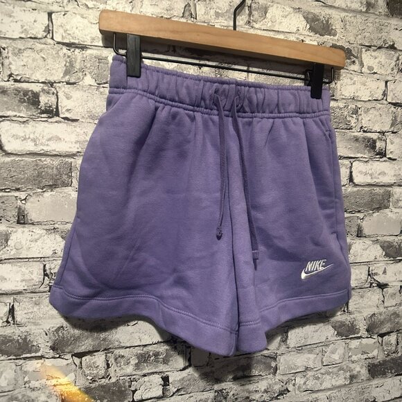 NWT Nike Women's Sportswear Club Fleece Mid Rise 3” Shorts Size XS - Picture 3 of 15